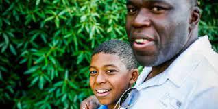 مبابي مع والده مبابي مع والده