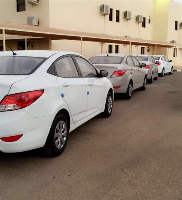 رجل أعمال يمنح 4 سيارات لطلاب متفوقين بدار التربية الاجتماعية بشقراء