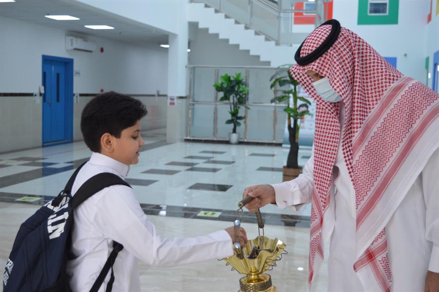 طلاب وطالبات التعليم العام يعودون لمقاعد الدراسة لاستكمال الفصل الدراسي الثالث 