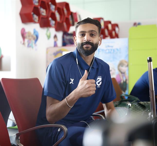 بعثة الحزم تُغادر لنجران استعدادًا لمباراة الأخدود