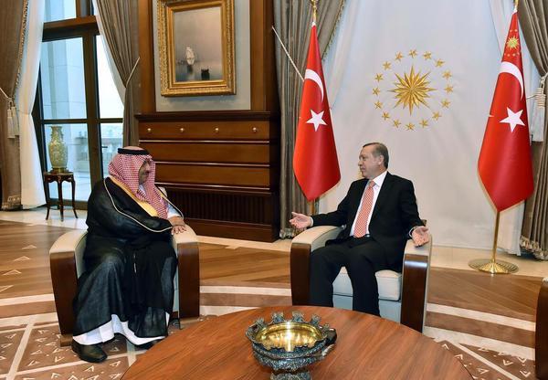 محمد بن نايف يبحث مع أردوغان ملفي اليمن وسوريا في أنقرة