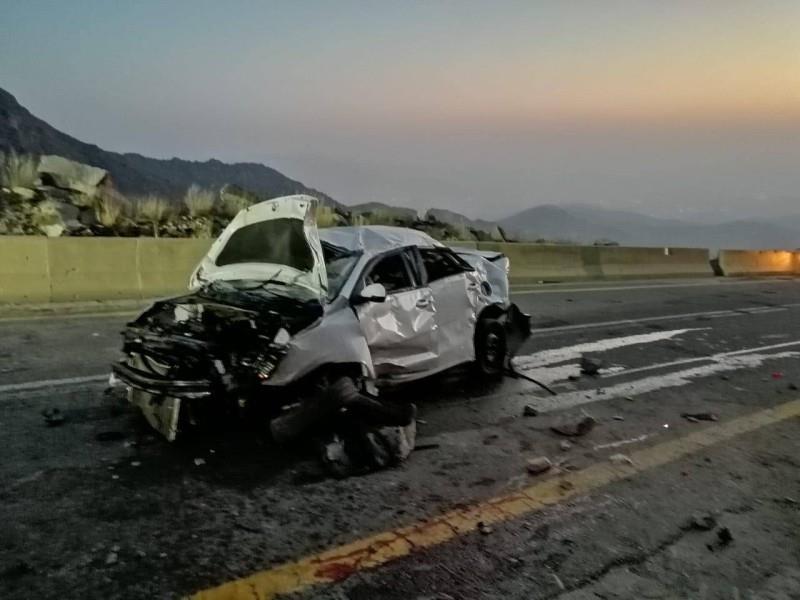 وفاة وإصابة 5 تردّت مركبتهم في عقبة حزنة