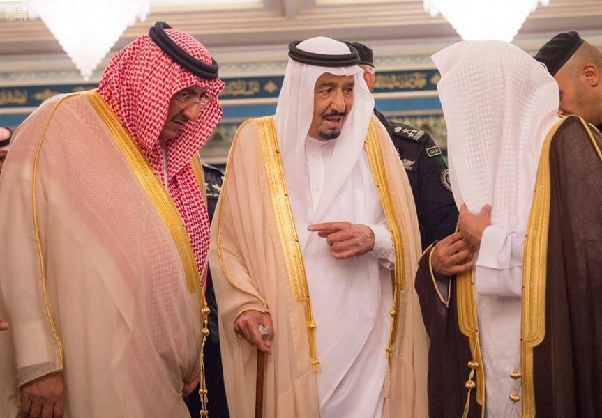 الصلاة على الأمير مشعل بالمسجد الحرام.. وخادم الحرمين يتقدم المصلين (صور)