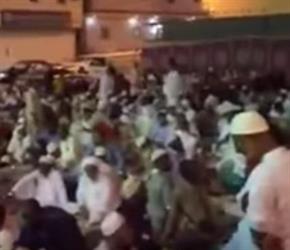 شاهد كيف رحب سكان حي في مكة بالحجاج