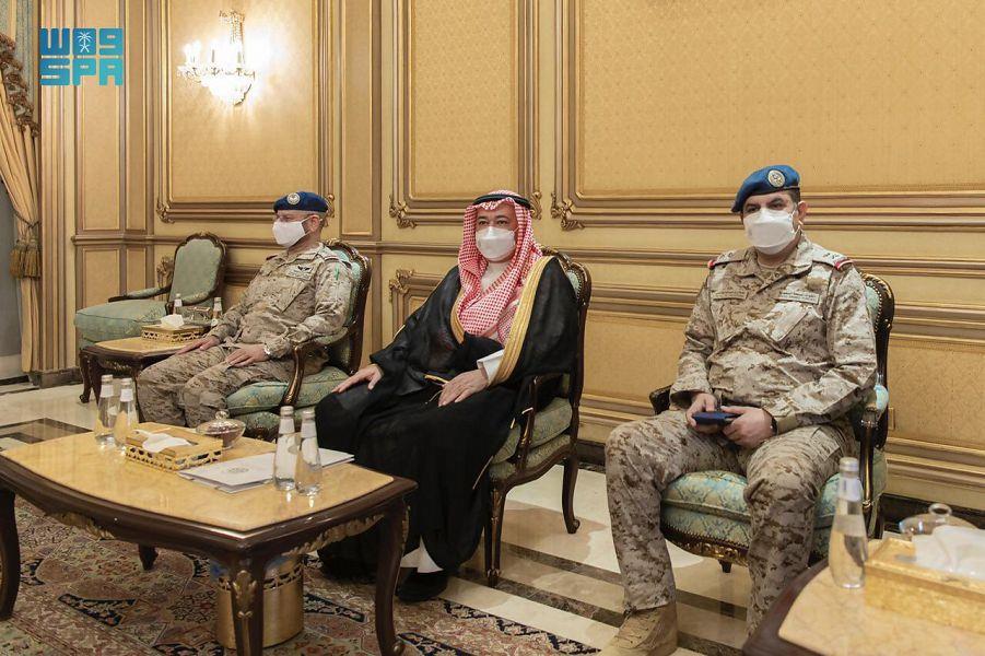 الأمير خالد بن سلمان يلتقي وزير الدفاع العراقي 
