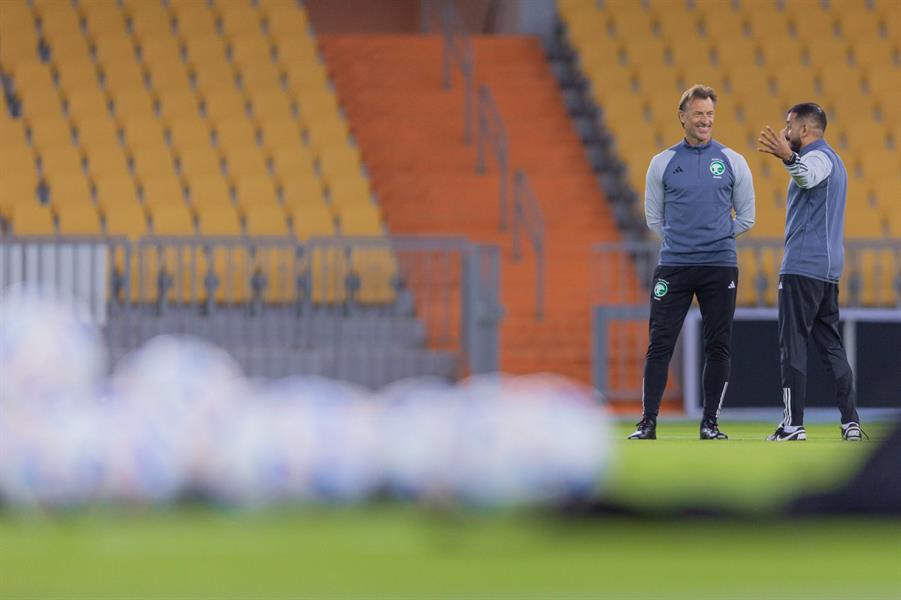 معسكر الأخضر معسكر الأخضر