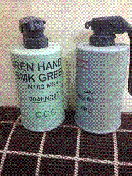 مواطن يعثر على قنبلتين يدويتين