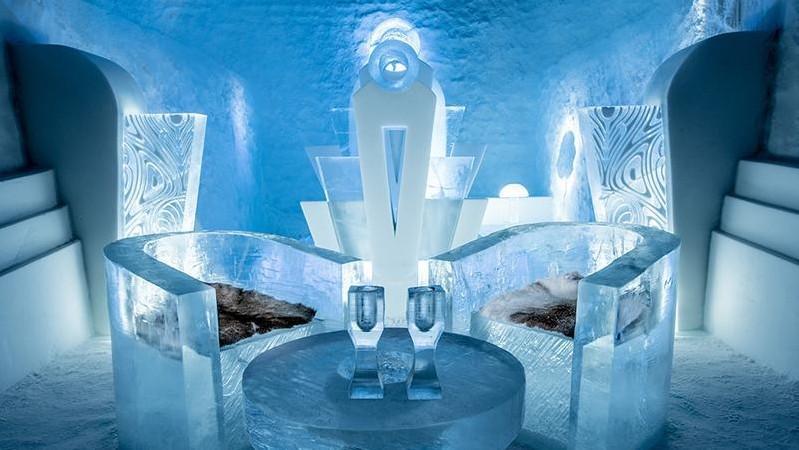 بالصور.. من داخل الفندق الجليدي في السويد حيث لا مكان للدفء بالصور.. من داخل الفندق الجليدي في السويد حيث لا مكان للدفء