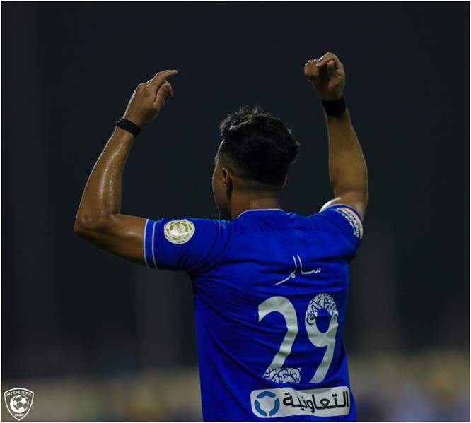 الهلال والفتح