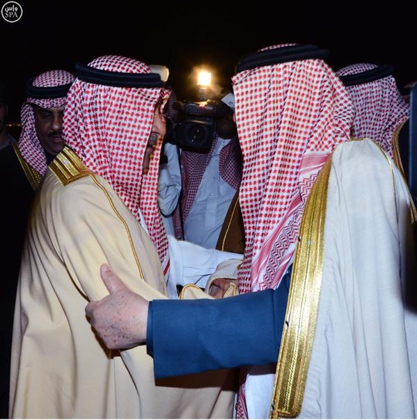 سمو الأمير أحمد بن عبدالعزيز يصل إلى الرياض