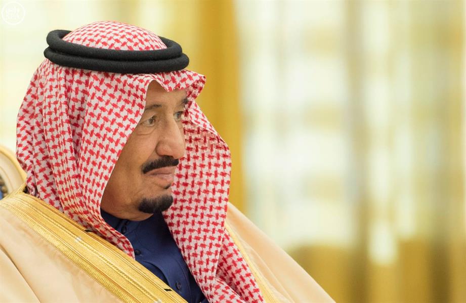 بالصور.. خادم الحرمين يقلد الرئيس المكسيكي قلادة الملك عبدالعزيز ويتقلد وسام 