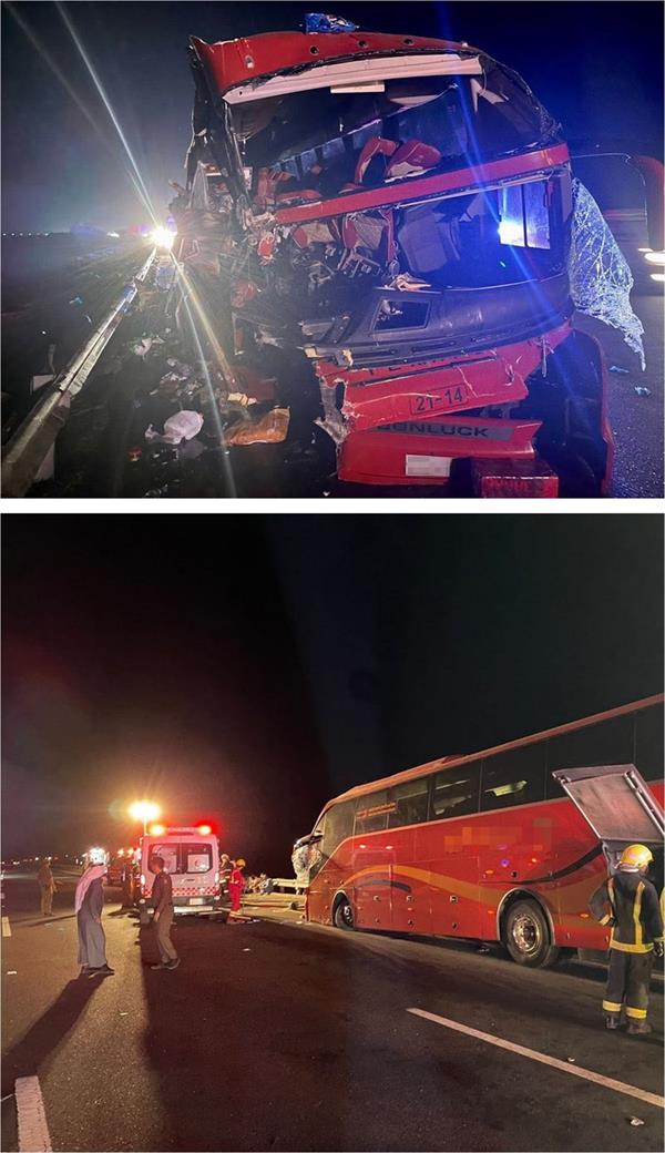 تصادم حافلة وشاحنة بطريق الهجرة