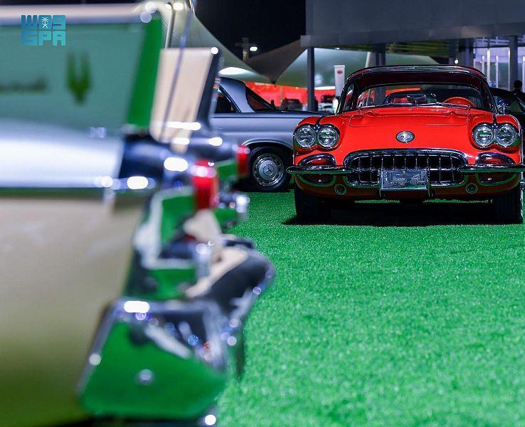 الأكبر في الشرق الأوسط.. معرض الرياض للسيارات يحقق مبيعات تفوق الـ120 مليون ريال (صور) 