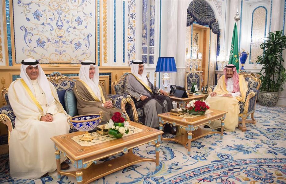 خادم الحرمين يتسلم رسالة خطية من أمير دولة الكويت