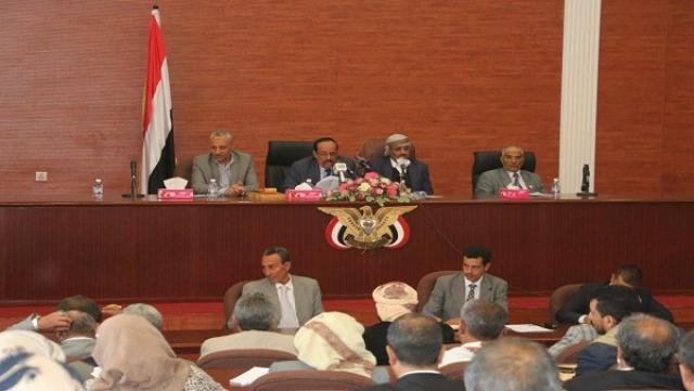 الشورى اليمني يدعو لعودة المشاورات المستندة على المرجعيات الثلاث