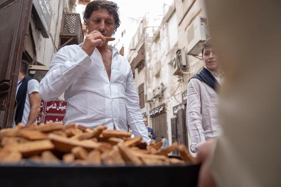 الاعلاميون الاعلاميون