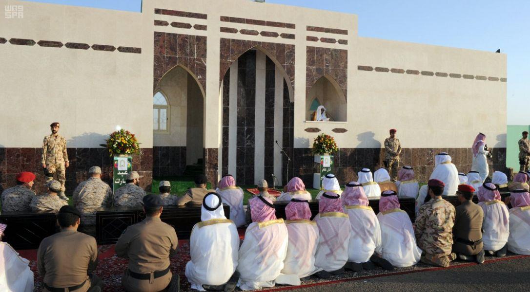 جموع المصلين يؤدون صلاة عيد الأضحى في الحرمين ومختلف أنحاء المملكة