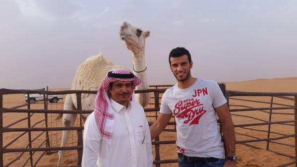  ابن عصاي يوفي بالناقة 