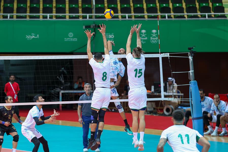 كرة طائرة - الأهلي يفوز أمام أبها بدورة الألعاب السعودية (صور) كرة طائرة - الأهلي يفوز أمام أبها بدورة الألعاب السعودية (صور)