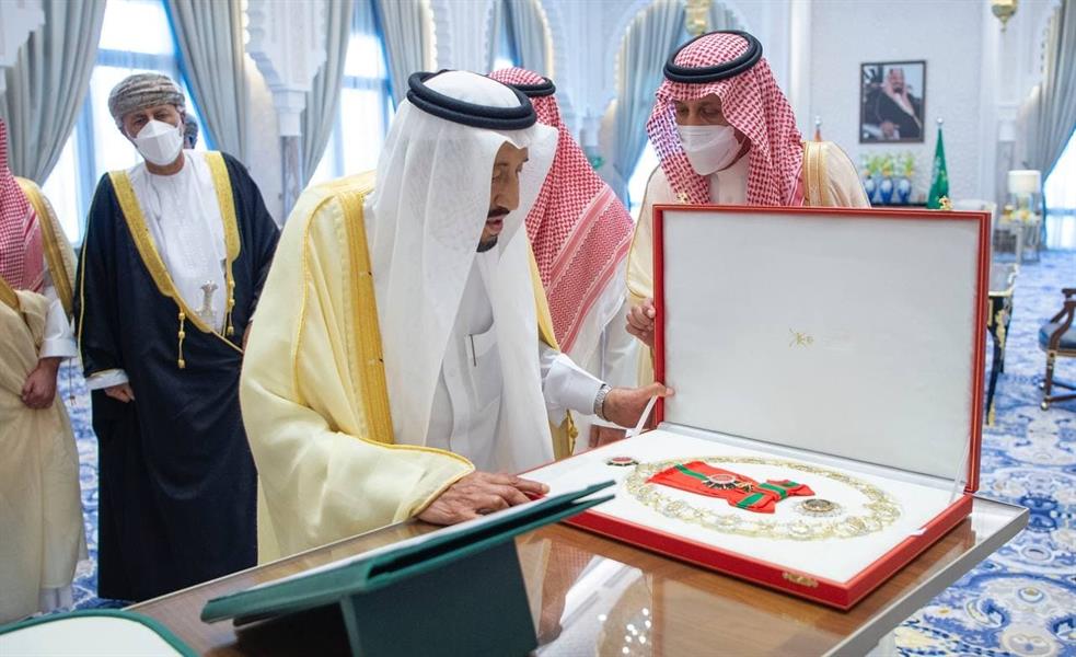 أرفع وسام عُماني.. ما هو وسام 