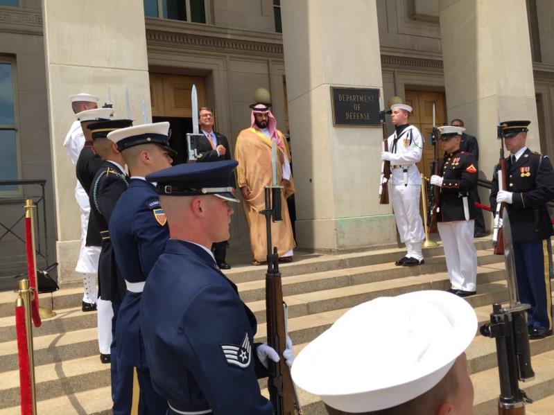صور من مراسم استقبال الأمير محمد بن سلمان في 