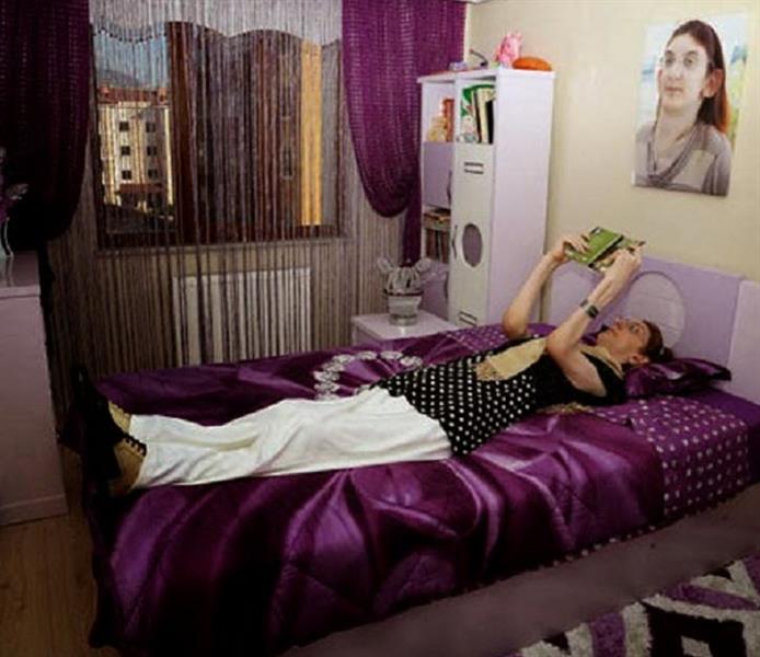 اطول فتاه في العالم