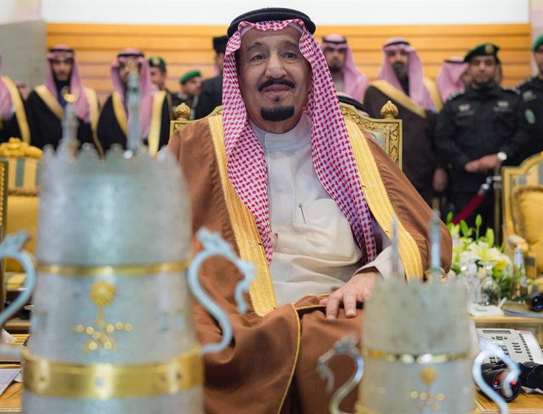 خادم الحرمين يرعى سباق الخيل على كأس الملك عبدالعزيز