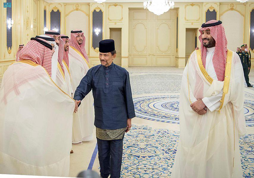 ولي العهد يبحث مع سلطان بروناي سبل تطوير التعاون ولي العهد يبحث مع سلطان بروناي سبل تطوير التعاون