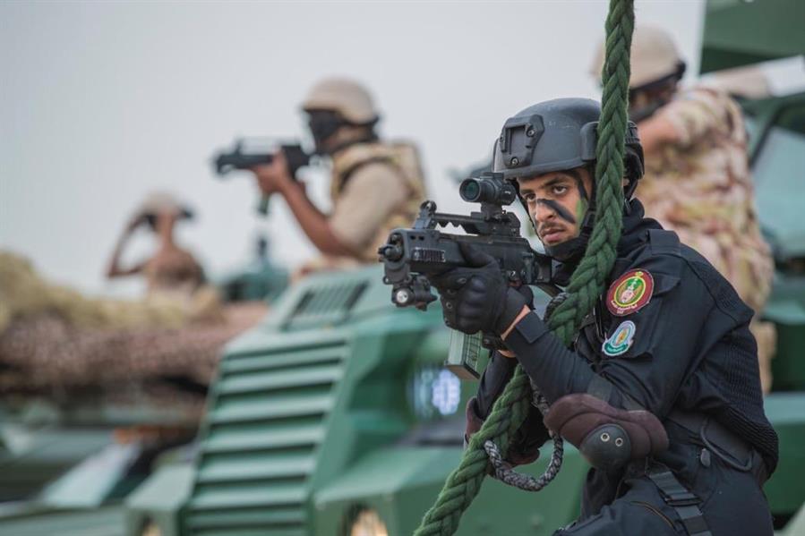 جانب من التمرين