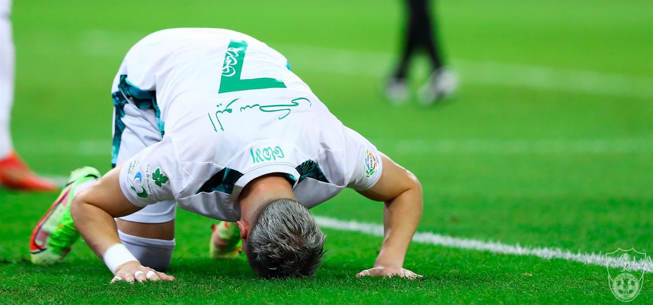 الأهلي والفتح