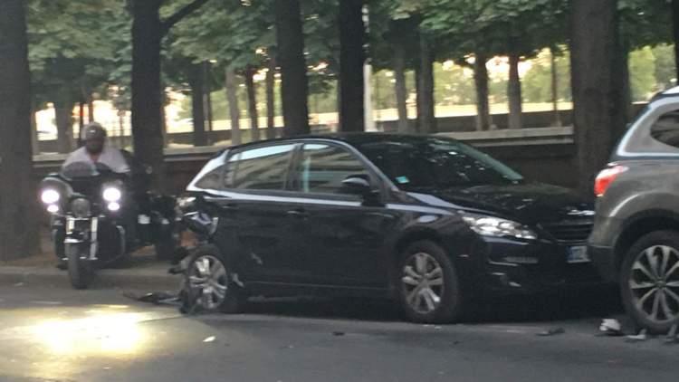 بالصور.. سعودي يحطم سيارته الإيطالية الفريدة من نوعها بالصور.. سعودي يحطم سيارته الإيطالية الفريدة من نوعها