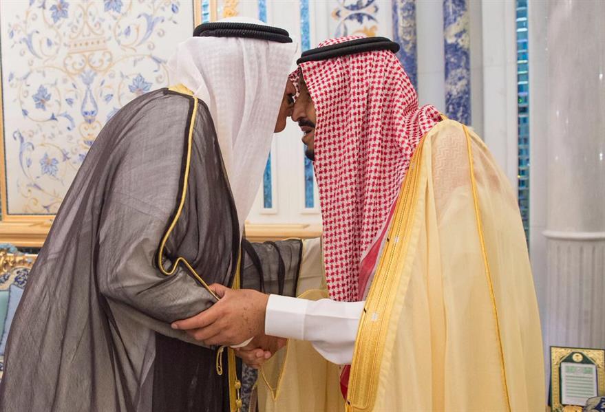 خادم الحرمين يتسلم رسالة خطية من أمير دولة الكويت