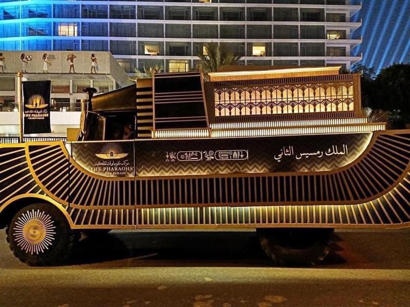 استعدادات في شوارع القاهرة لنقل 22 مومياء ملكية استعدادات في شوارع القاهرة لنقل 22 مومياء ملكية