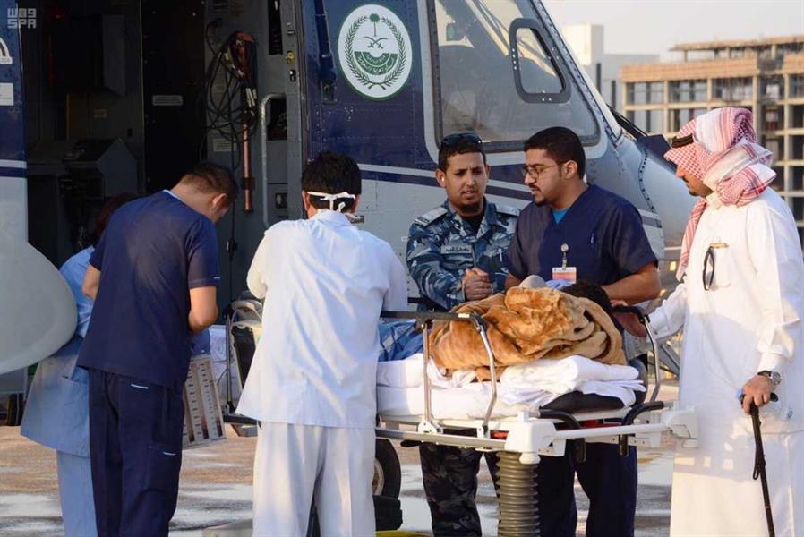 طيران الأمن يخلي جواً مصاب بحادث مروري إلى الرياض