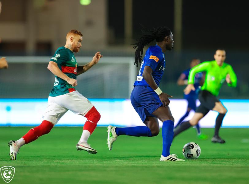 الهلال يُنهي شوطه الأول متقدماً بهدف نظيف (فيديو وصور) الهلال يُنهي شوطه الأول متقدماً بهدف نظيف (فيديو وصور)