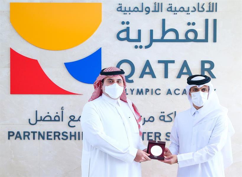 فهد بن جلوي يزور مقر اللجنة الأولمبية القطرية فهد بن جلوي يزور مقر اللجنة الأولمبية القطرية