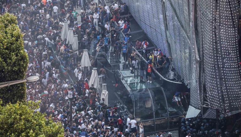 في ليلة تاريخية.. فرحة فوز 