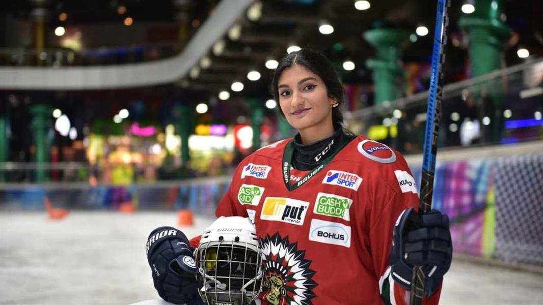  فتاة سعودية