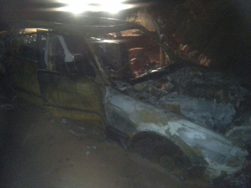 السيارات بعد حرقها