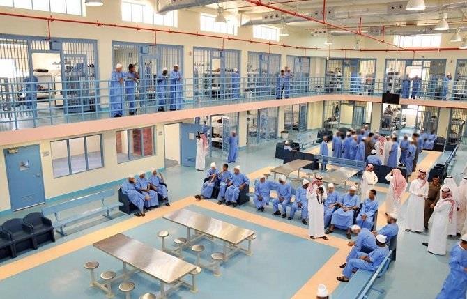 «كلاب بوليسية» للسيطرة على تسريب المخدرات بسجون الرياض