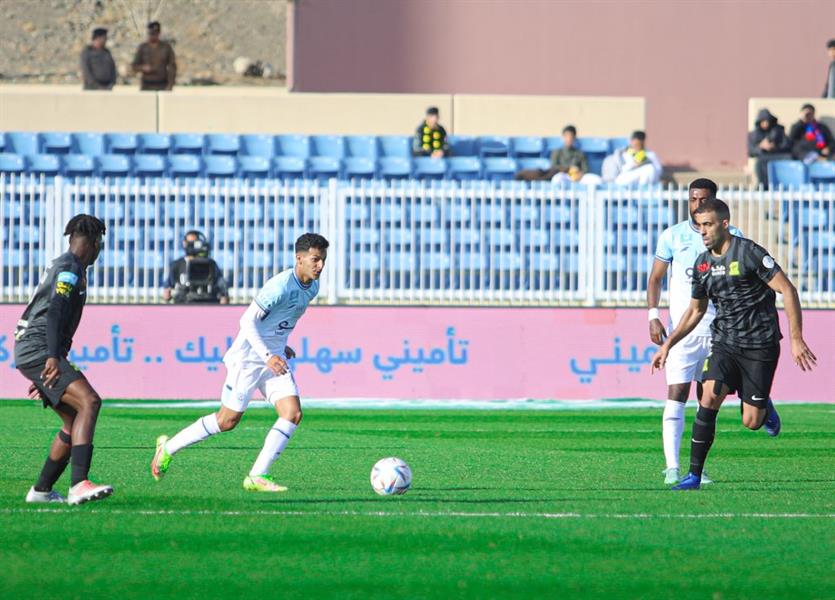 الاتحاد يصعد لوصافة الدوري مؤقتًا بثنائية أمام أبها (فيديو وصور)