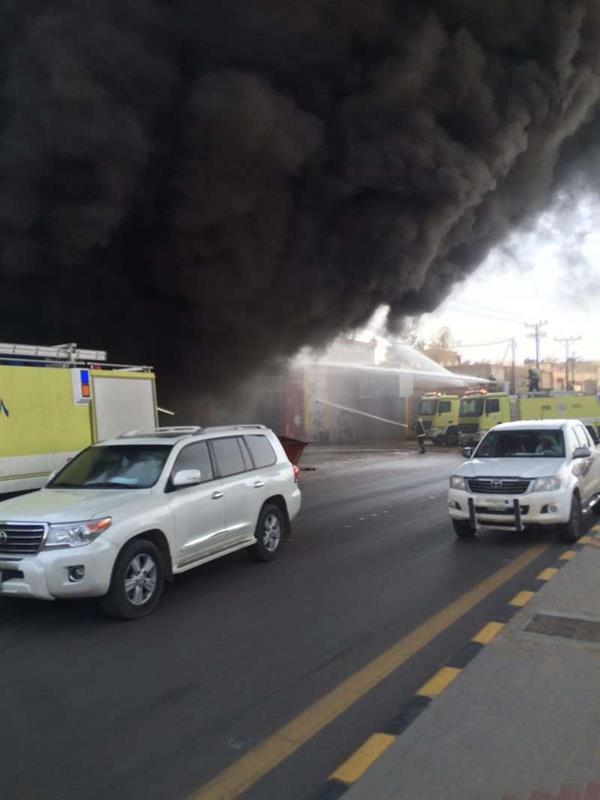 احتراق مركز لصيانة السيارات بوادي الدواسر