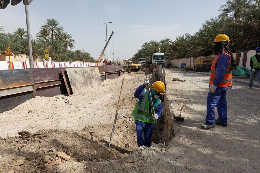 بتكلفة تتجاوز 200 مليون ريال.. إنجاز أكثر من 25 % من مشروع تصريف ودرء أخطار السيول بالهفوف 