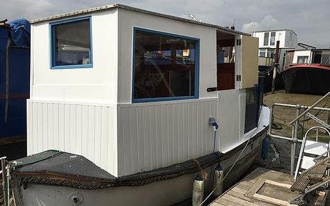 بالصور.. مجموعة من أغلى وأفخم المنازل العائمة في بريطانيا