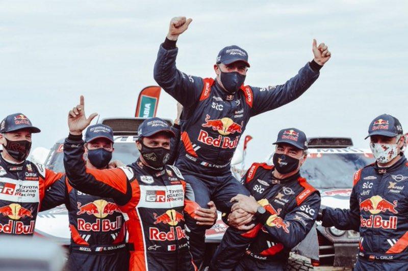 تعرف على الفائزين في ختام رالي دكار السعودية 2021 (صور وفيديو)