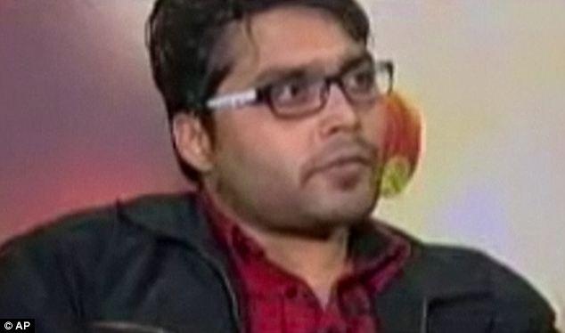 صديق الطالبة المغتصبة في الهند