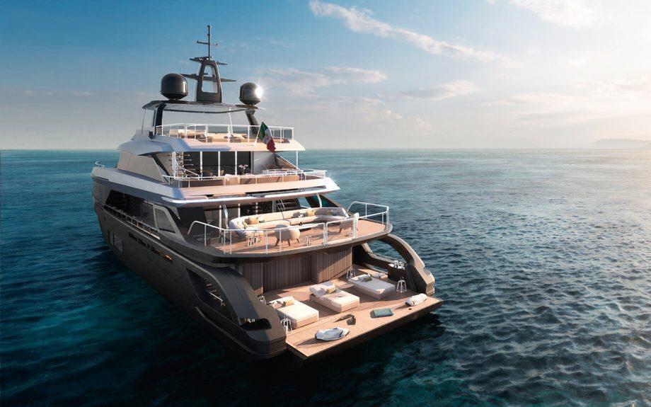 يخت إيطالي يخت إيطالي