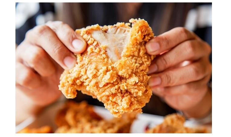  الدجاج المقلي والبطاطا