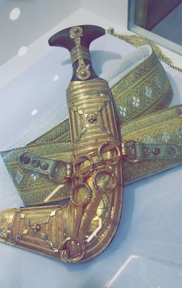 شاهد.. جانب من المقتنيات الخاصة بالأمير الراحل نايف في معرض شاهد.. جانب من المقتنيات الخاصة بالأمير الراحل نايف في معرض