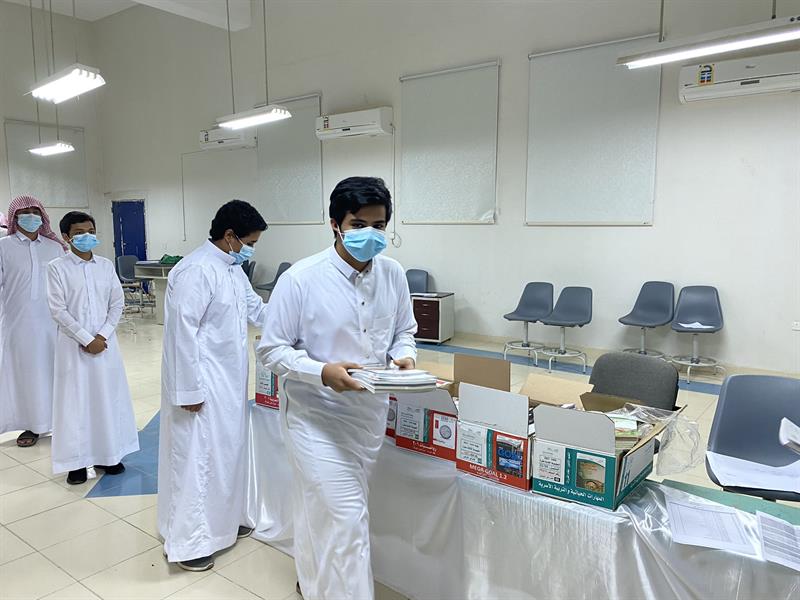 6 ملايين طالب وطالبة يعودون لمقاعد الدراسة مع انطلاق الفصل الدراسي الثاني 6 ملايين طالب وطالبة يعودون لمقاعد الدراسة مع انطلاق الفصل الدراسي الثاني